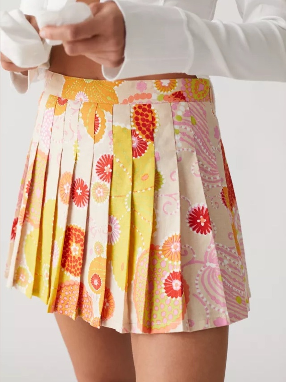 UO Linen Blend Retro Flower Mini Pleated Skirt Medium